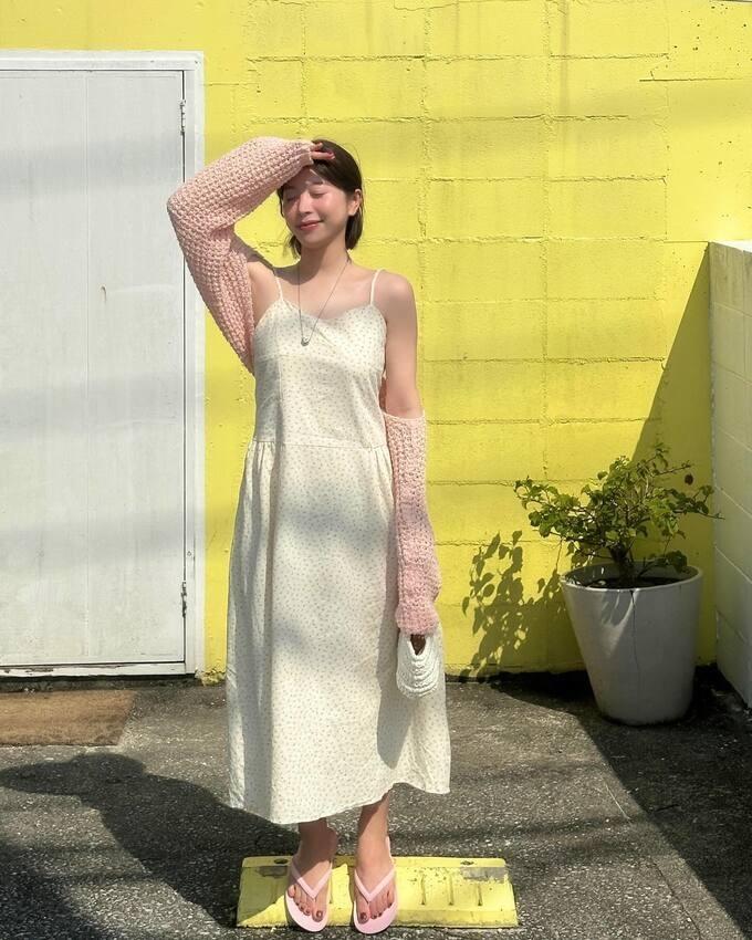 10 set váy sành điệu, cực slay dành cho nàng tóc ngắn-9