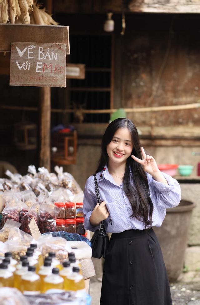 Cô bé bán lê ở Hà Giang từng gây xôn xao MXH 6 năm trước, giờ lột xác bất ngờ, nhan sắc đẹp không tì vết-5