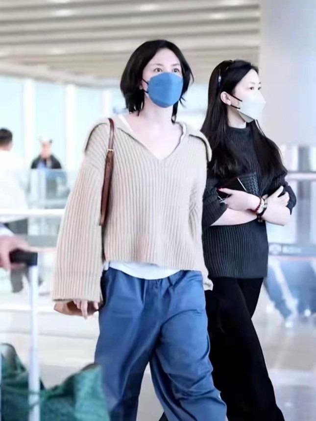 Không nhận ra con gái Vương Phi ở tuổi 18-4