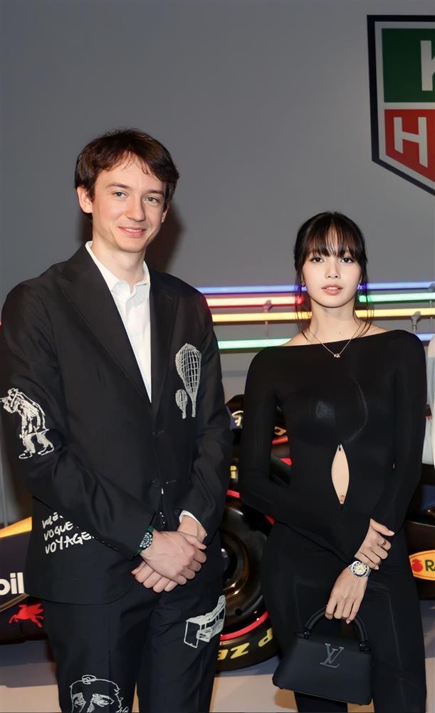 Chuyện tình mỹ nhân Lisa (BlackPink): ngọt ngào và gièm pha!-1