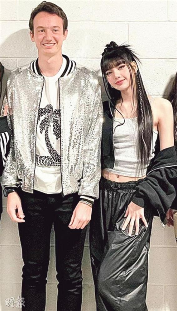 Chuyện tình mỹ nhân Lisa (BlackPink): ngọt ngào và gièm pha!-2