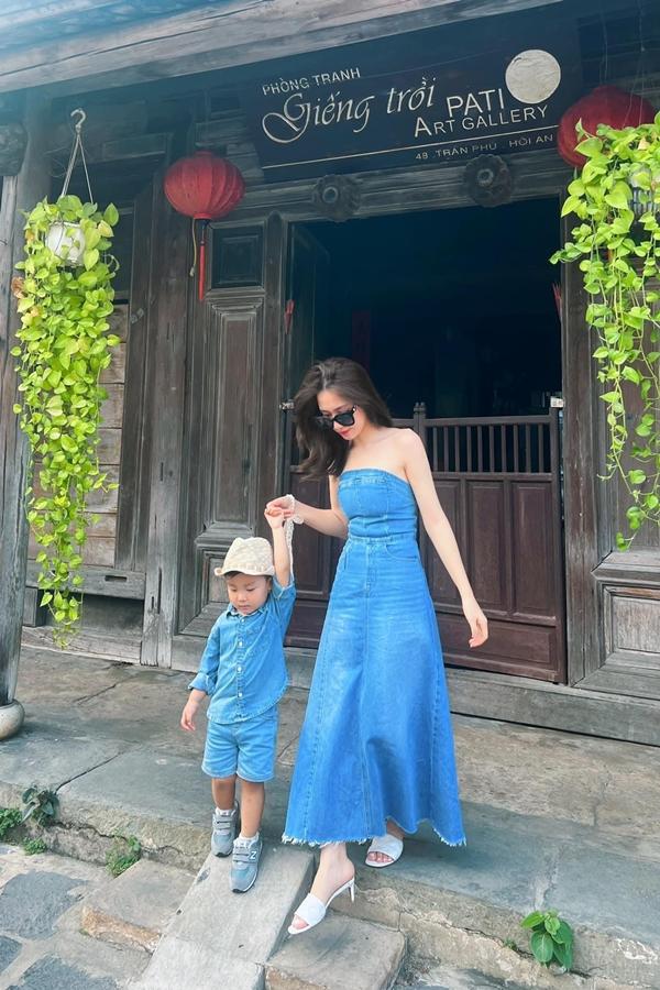 Học cách Hòa Minzy mix đồ siêu hack tuổi-2