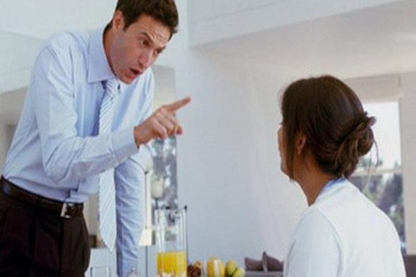 Khoe giấy khen của con lên mạng, tôi bị cả nhà chồng mắng nhiếc thậm tệ-1