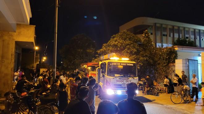 Cộng đồng mạng thương xót bé trai 5 tuổi tử vong vì bị bỏ quên trên xe đưa đón: Trời nóng như vậy sao con chịu nổi-2