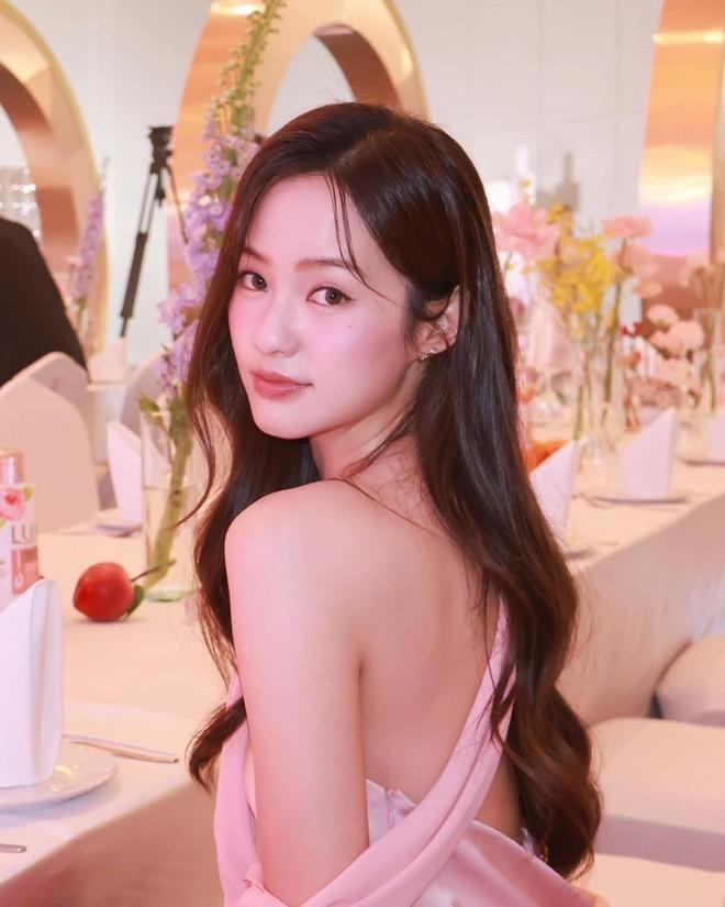 Netizen truy lùng cô gái thay thế Hải Tú làm nàng thơ của Sơn Tùng, 1 nữ diễn viên đã có chồng cũng được réo tên!-6