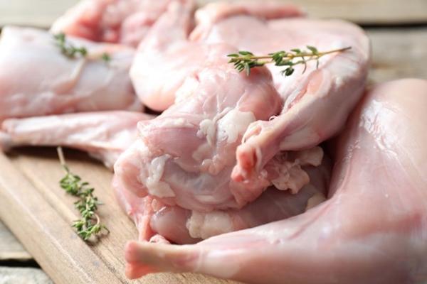 Đừng mua thịt gà nếu có những dấu hiệu sau-1