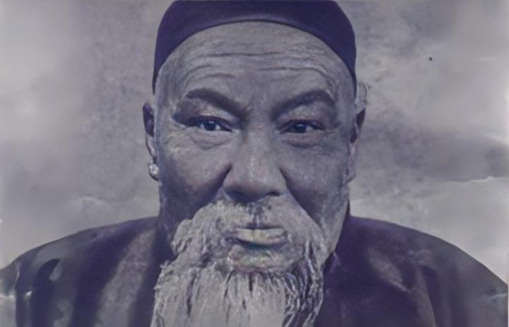 Bảng xếp hạng 10 võ sư mạnh nhất cận đại Trung Quốc: Lý Tiểu Long chỉ đứng cuối-2