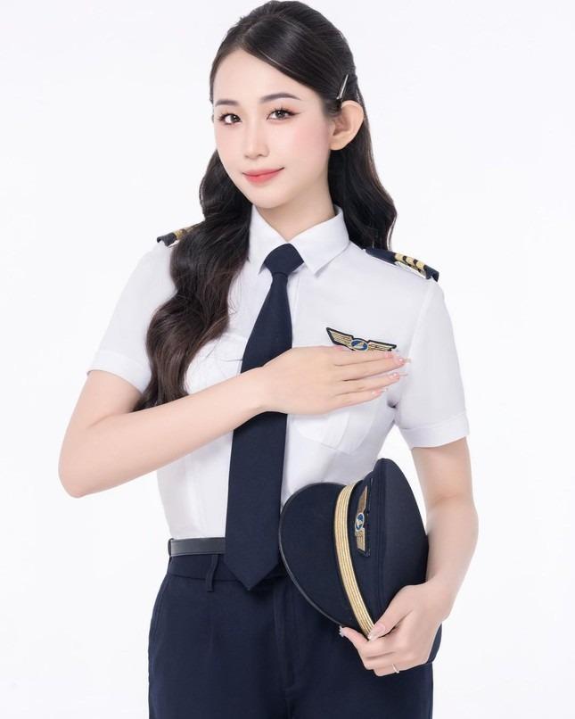 Hà Còi và loạt phi công Gen Z chinh phục cả bầu trời lẫn trái tim cư dân mạng-4