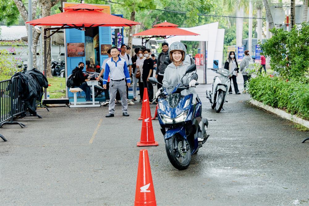 Gen Z tỏa sáng chất riêng tại Honda Uni Tour 2024-3