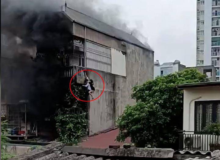 Cứu người trong hỏa hoạn: Những người hùng giữa đời thường-1