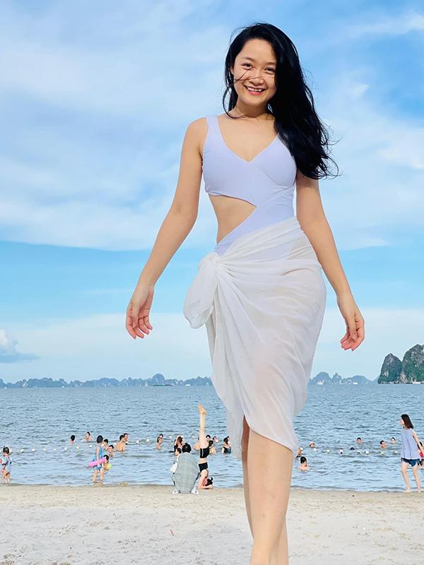 Nhan sắc đời thực đẹp mê li của BTV Thời sự Thu Hà-8