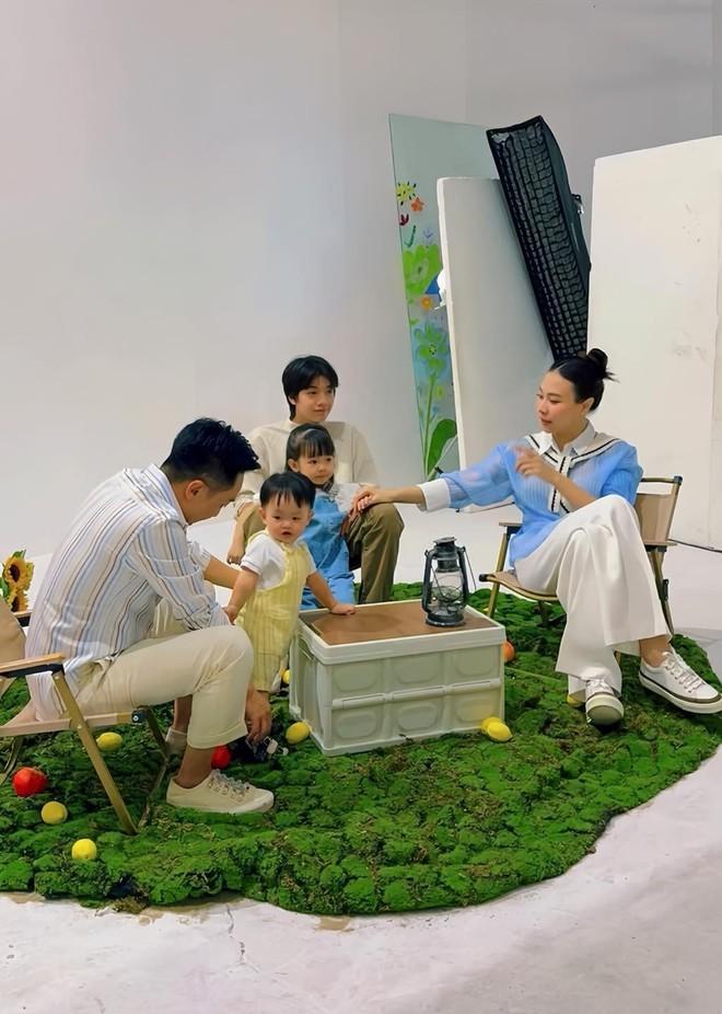 Sinh nhật quý tử hào môn của Cường Đô La: Subeo lộ diện gây sốt, không gian tiệc cực hoành tráng-10