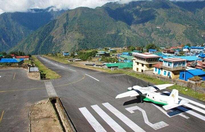 Sân bay nguy hiểm nhất thế giới, phi công được thử thách đến cực hạn-2