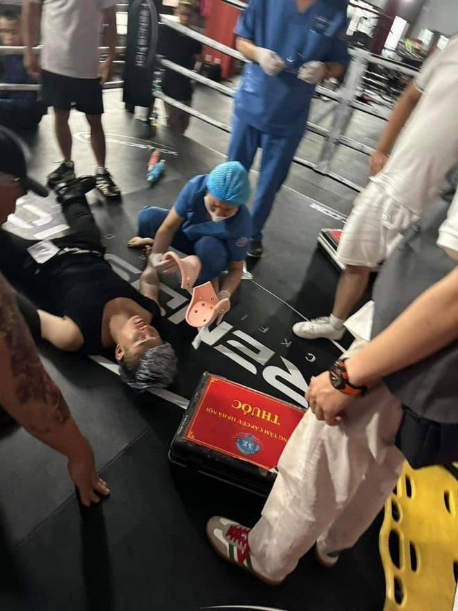 Xôn xao hình ảnh ca sĩ Vbiz nhập viện cấp cứu vì chấn thương nặng-1