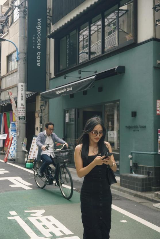 Không diện bikini, Văn Mai Hương khéo lựa đồ khoe xương quai xanh sau giảm cân-6