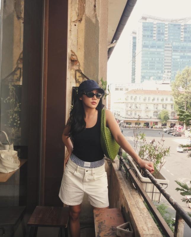 Không diện bikini, Văn Mai Hương khéo lựa đồ khoe xương quai xanh sau giảm cân-8