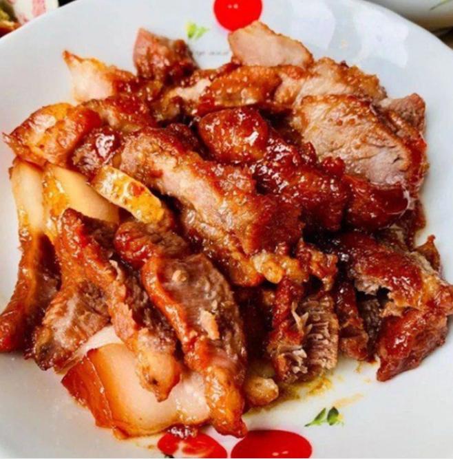 Nướng thịt bằng nồi cơm điện kiểu này dễ làm, rất ngon, khỏi cần bếp nướng-4