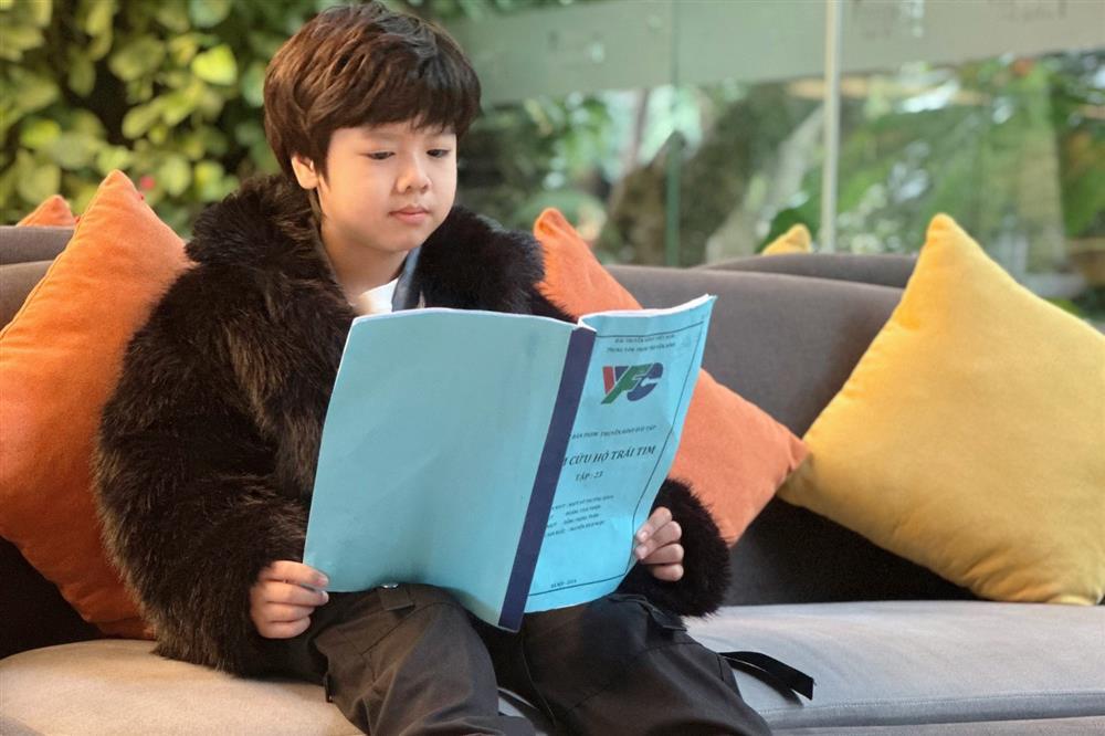 Bật mí những sao nhí gây sốt trong các phim giờ vàng VTV-4