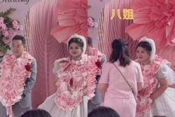 Em trai kết hôn được 8 chị gái tặng vòng hoa tiền mặt 'gây sốc'