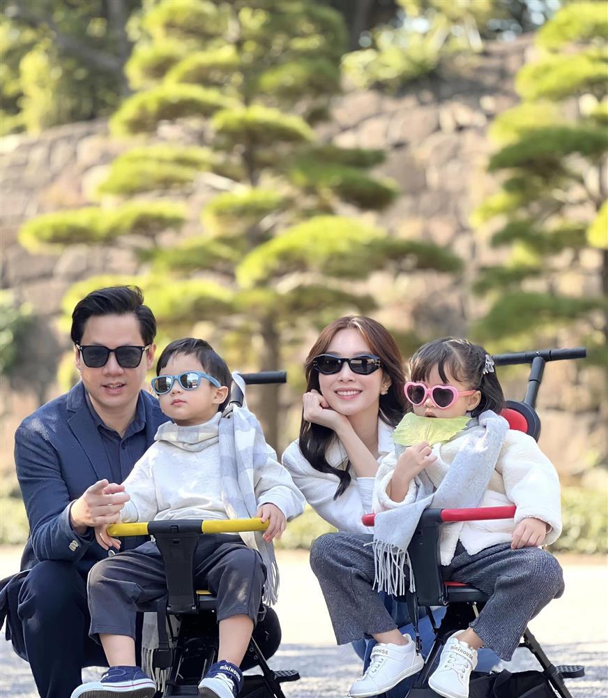 Những tiểu thư, quý tử ngậm thìa vàng từ khi sinh ra ở showbiz Việt-12