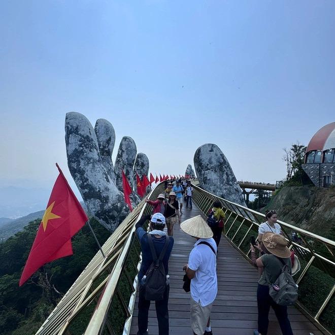 Huyền thoại làng banh nỉ Roger Federer gây sốt khi xả ảnh du lịch Việt Nam-2