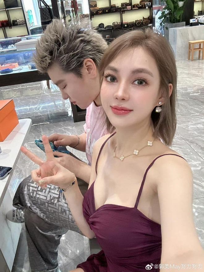 Sao nữ 9X đầu tiên trong showbiz đi tù 2 lần, hiện ra sao?-5