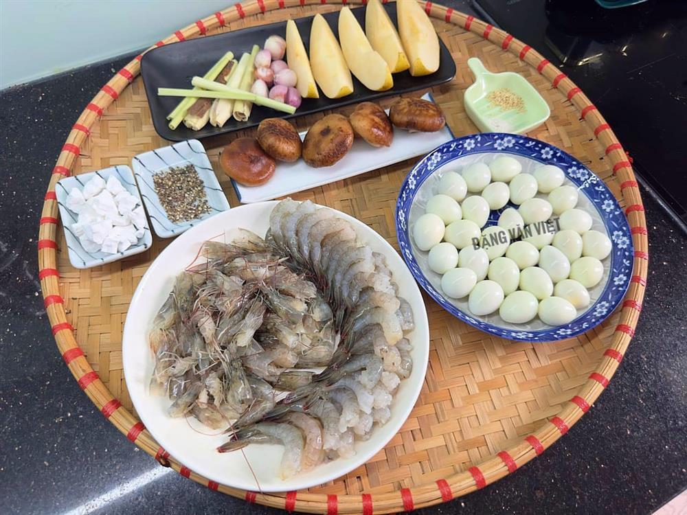 Cách làm bánh canh từ phồng tôm, cơm nguội, bánh tráng của ông bố 8x-2