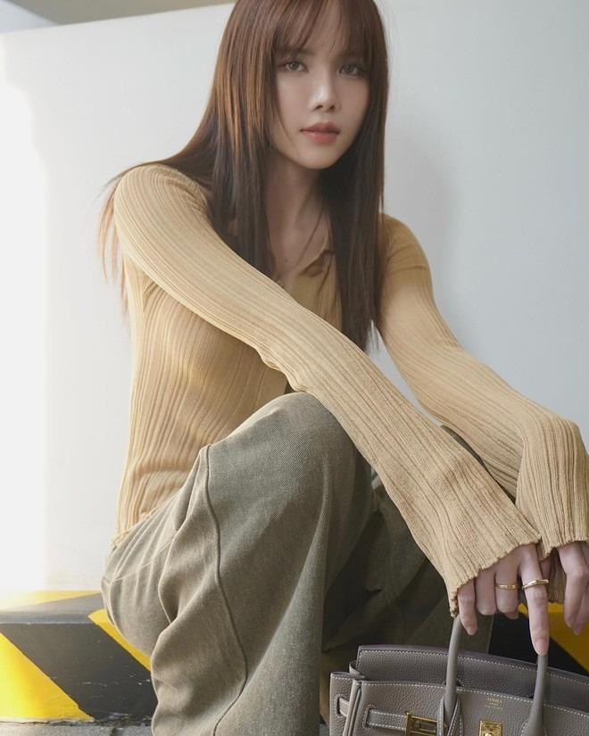 Cuối cùng Thiều Bảo Trâm và bạn trai kém 10 tuổi cũng chịu công khai hẹn hò-9