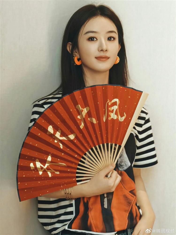 Triệu Lệ Dĩnh gây bão khi diễn cảnh nhảy lầu mà không nhờ diễn viên đóng thế-3