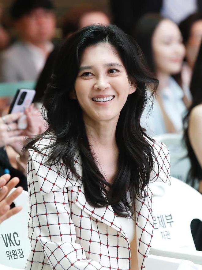 Đại công chúa Samsung xuất hiện tại sự kiện đặc biệt, gương mặt lộ rõ nét lão hóa khiến nhiều người tiếc nuối-3