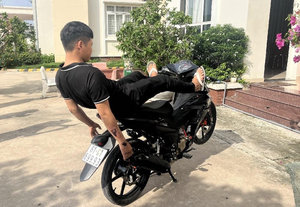 Xử lý thanh niên nằm ngửa chạy xe 120km/h trong tour lẩu cá đuối ở Vũng Tàu-2