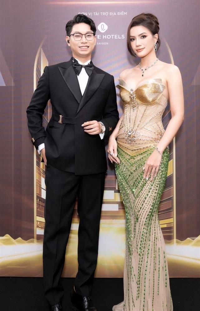 Thảm đỏ khởi động Miss Grand Vietnam 2024: Lê Hoàng Phương flex 1 món đồ, Á hậu Minh Nhàn khác lạ sau dao kéo-4