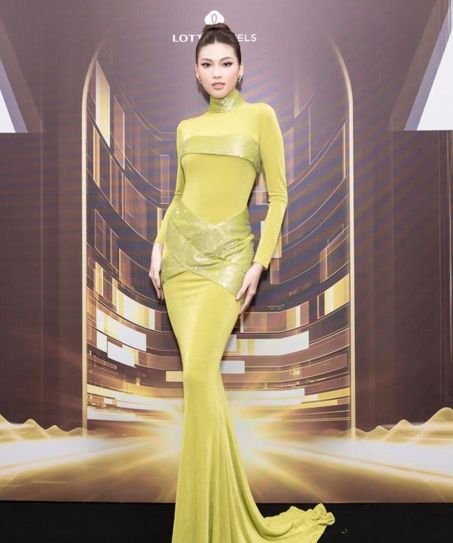 Thảm đỏ khởi động Miss Grand Vietnam 2024: Lê Hoàng Phương flex 1 món đồ, Á hậu Minh Nhàn khác lạ sau dao kéo-5
