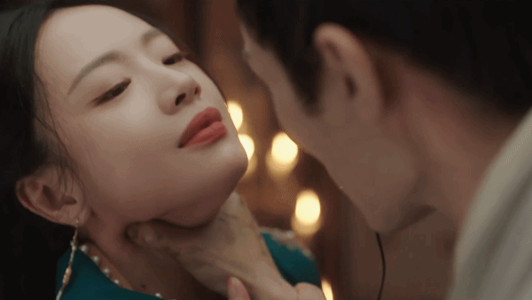 Nữ diễn viên Lý Mộng bị đuổi khỏi đoàn phim giờ ra sao?-4