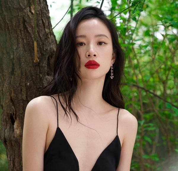 Nữ diễn viên Lý Mộng bị đuổi khỏi đoàn phim giờ ra sao?-10