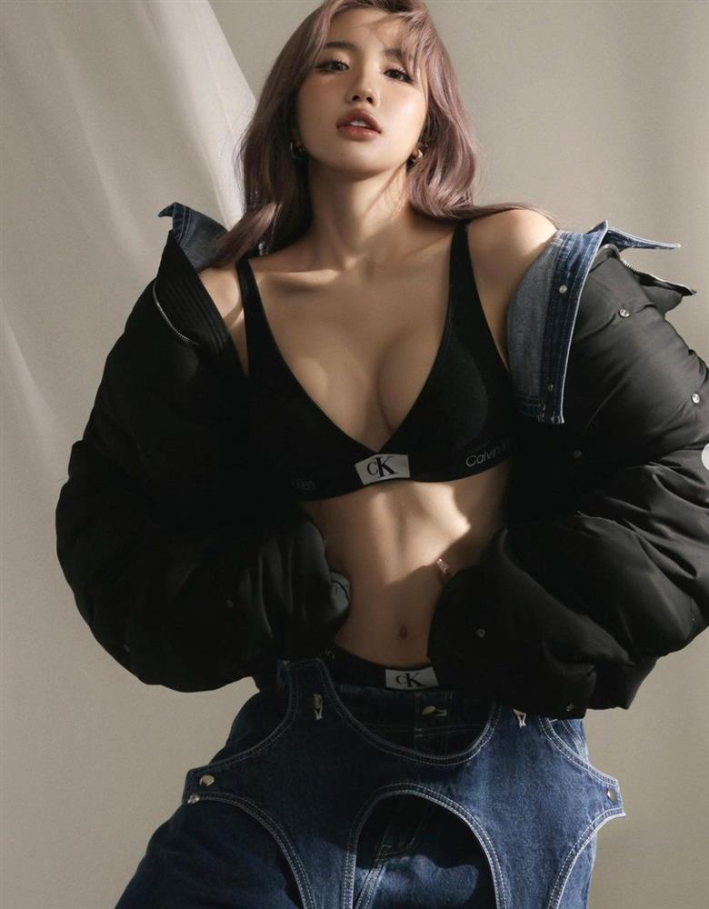 Vợ thiếu gia Cao Lãnh mê kiểu phối khoe nội y quyến rũ, tôn vóc dáng xinh như búp bê-6