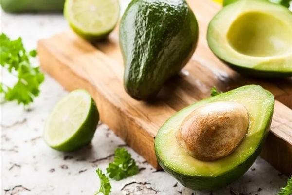 Nhóm người nên hạn chế ăn bơ-2