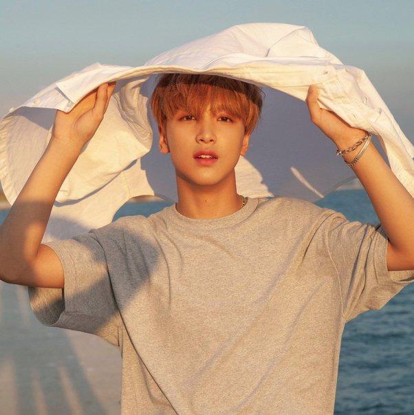 2 sao nam hàng đầu bị tố ngủ với fan nữ: Người từng tỏ tình với Chi Pu, kẻ dính tin đồn hẹn hò ác mộng Kbiz-3