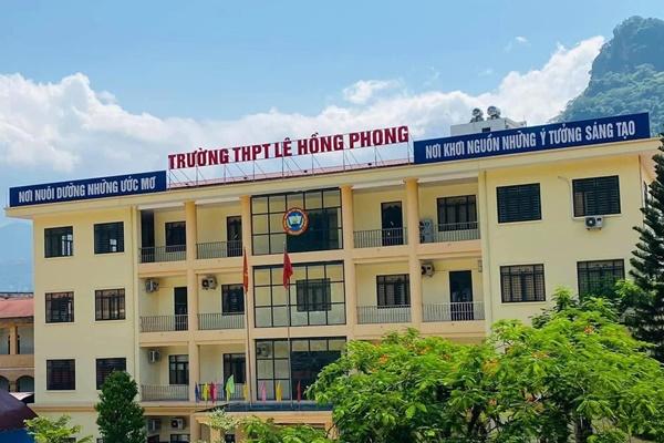 Hội phụ huynh thu 400 nghìn/em mời cơm hội đồng thi: Trường yêu cầu hoàn trả