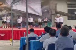 Vụ sập mái hiên nhà văn hoá ở Hà Nội khi trẻ đang biểu diễn: Còn 2 học sinh nằm viện