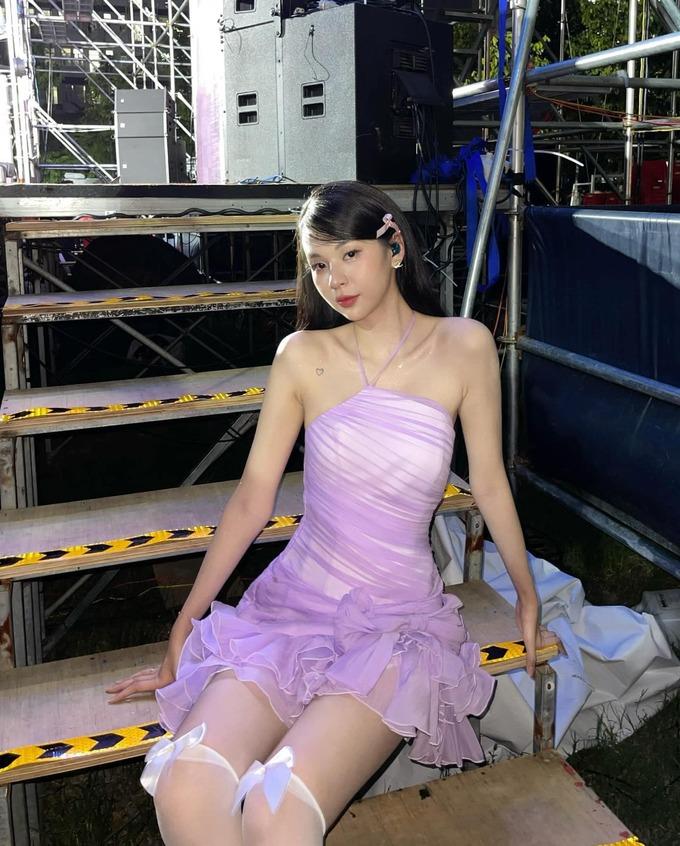 Phí Phương Anh 1 tuần sau chia tay chồng cũ Lệ Quyên-2