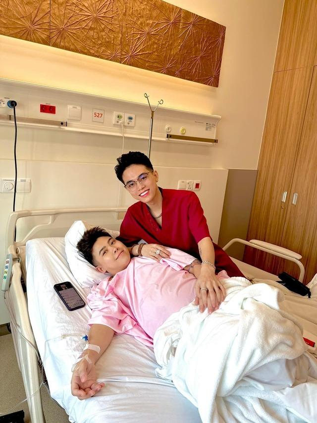 Người đàn ông thứ 4 ở Việt Nam mang thai kể chuyện sinh con, mổ xong ít giờ đã đi lại bình thường-3
