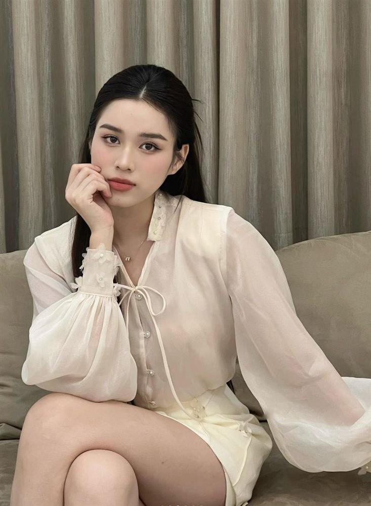 Người đẹp cấy lúa mặc áo xuyên thấu quyến rũ, khoe body gợi cảm hoàn hảo-5