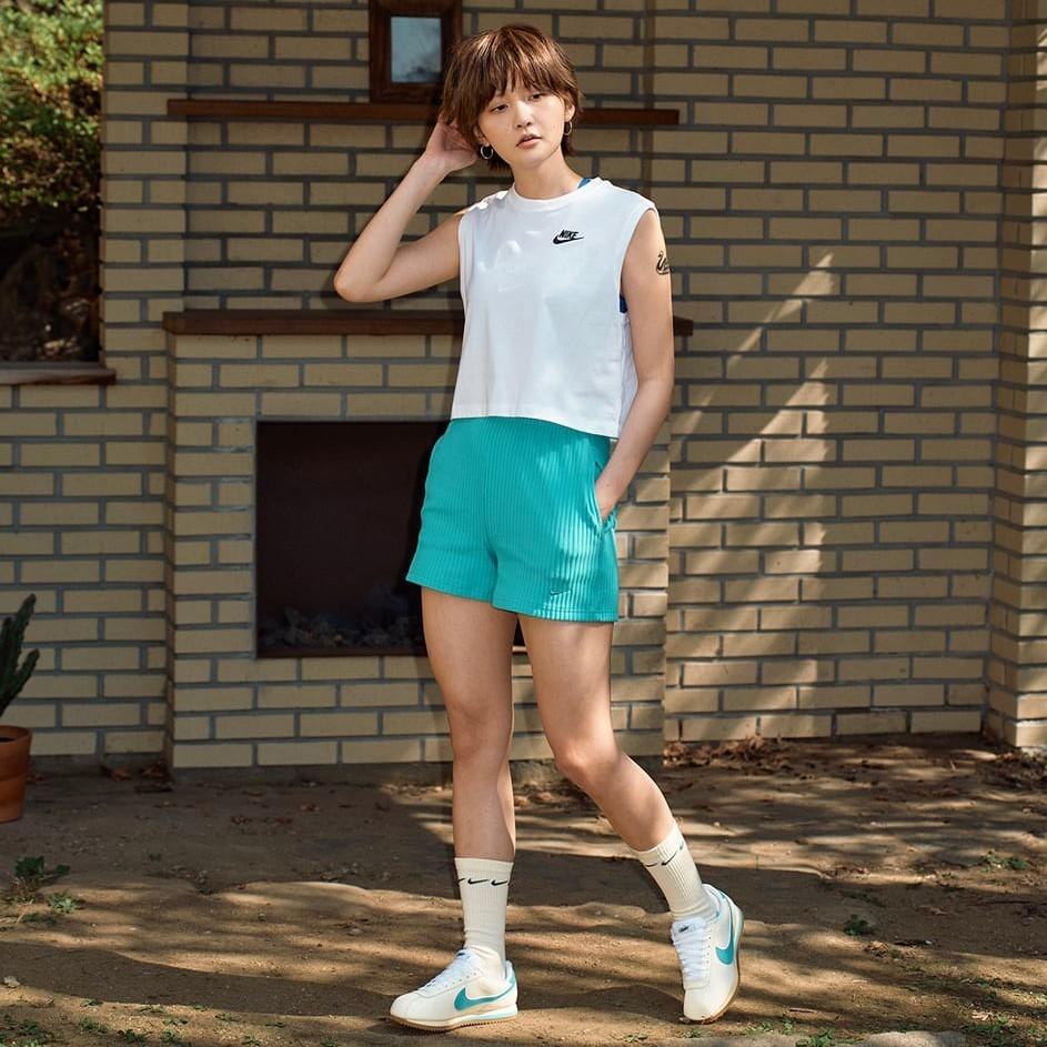 Những món đồ cơ bản đổi mới phong cách thời trang mùa hè-3