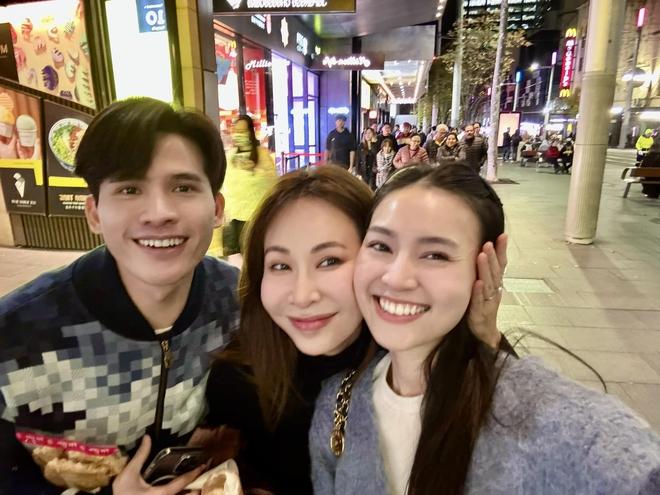 Bị đồng nghiệp bất ngờ bắt gặp tại Úc, Lan Ngọc có phản ứng thế nào?-2