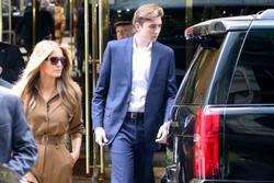 Bà Melania và Barron xuất hiện sau khi ông Trump bị kết tội