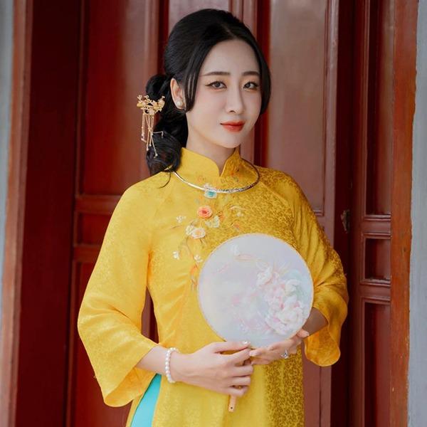 Sắc vóc đời thực của bạn gái diễn viên Ngọc Quỳnh-8