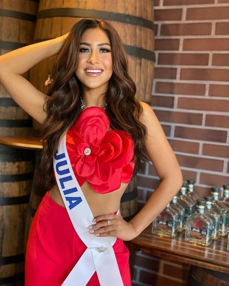 Người đẹp Hoa hậu Thế giới bị nhận xét già nua so với tuổi 20-5