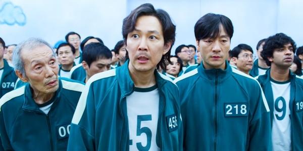 Đặt lên bàn cân 2 bom tấn sinh tồn The 8 Show và Squid Game của Hàn Quốc-2