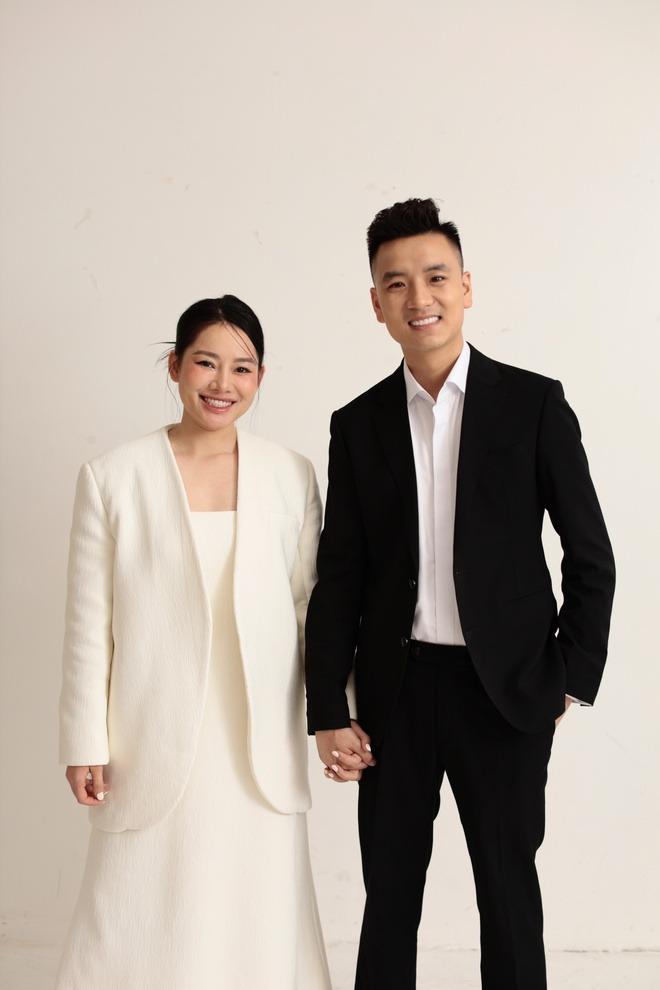 Lần đầu đến tận studio Quyền Leo Daily xem quy trình tổ chức 1 phiên live, phụ huynh ngồi dưới lo con lỗ vốn vỡ nợ-1